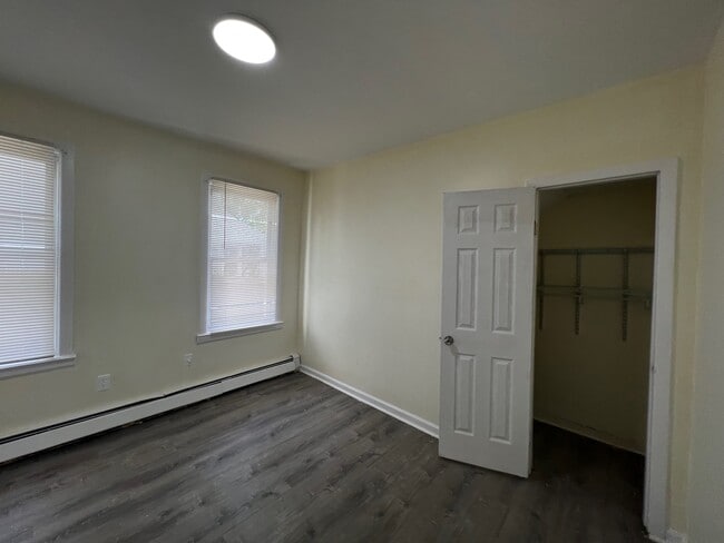 Building Photo - 99 Lounsbury Ave