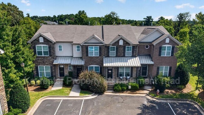 Building Photo - 3779 Shadow Ridge Dr