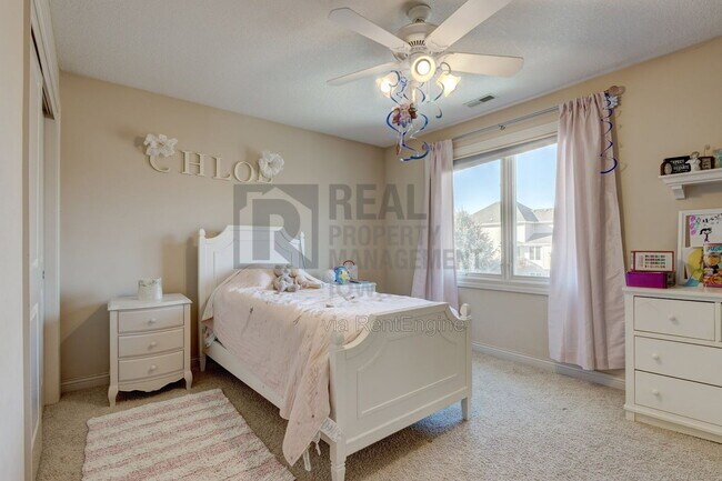 Building Photo - 4631 Timberline Dr