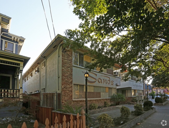 Primary Photo - The Sands Apartments