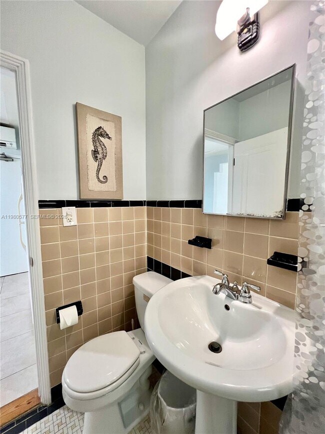 Building Photo - 260 Euclid Ave