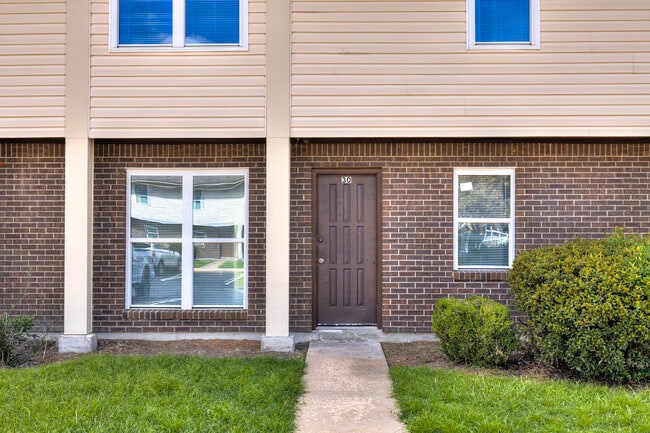 Building Photo - 1121 Alice Dr