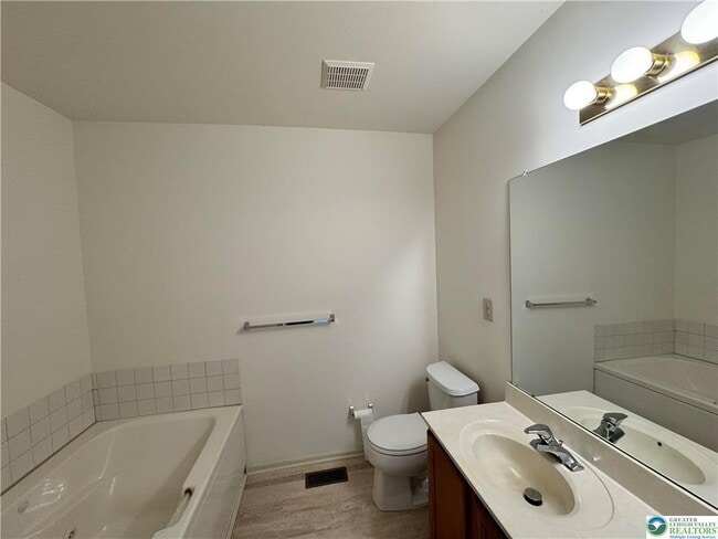 Building Photo - 4142 Huckleberry Dr