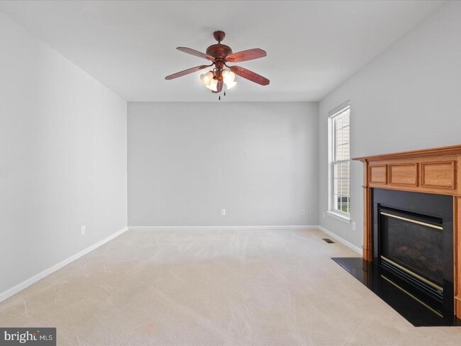 Building Photo - 6713 Selbourne Ln