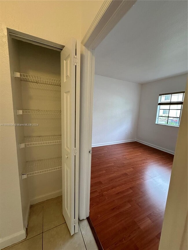 Building Photo - 2731 NE 3rd Dr