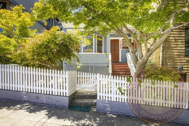 Building Photo - Potrero Hill - 2 BR, 1 BA House 1,124 Sq. ...