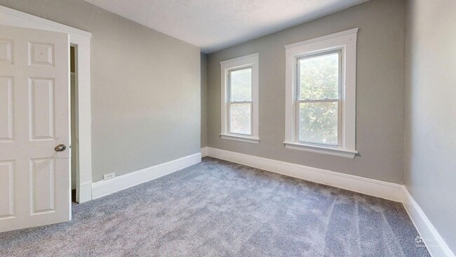 Building Photo - Cudell/West Blvd neighborhood; 4 bedroom/1 bath single family house for rent!