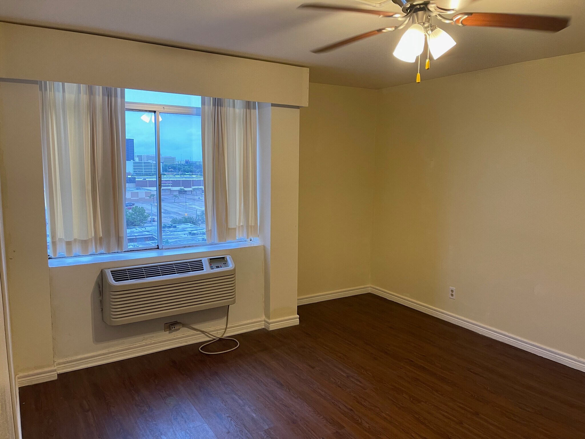 Building Photo - 7510 Hornwood Dr