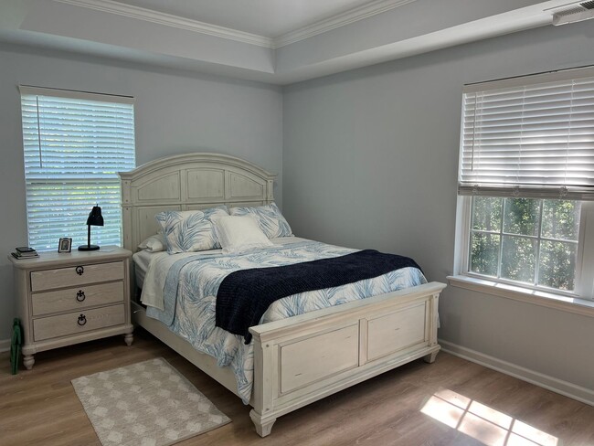 Building Photo - Beautifully Updated 3-Bedroom in Bridgepointe