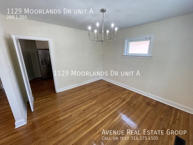 Building Photo - 1129 Moorlands Dr