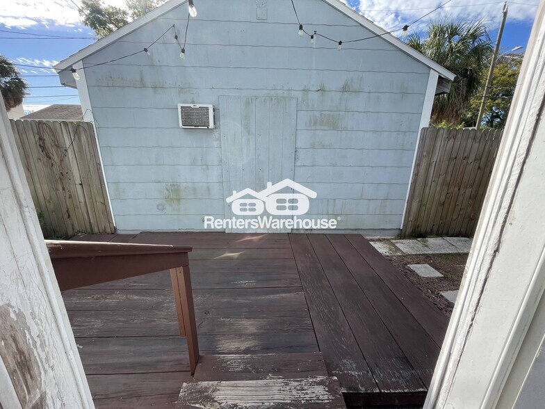 Building Photo - 4130 1st Ave S