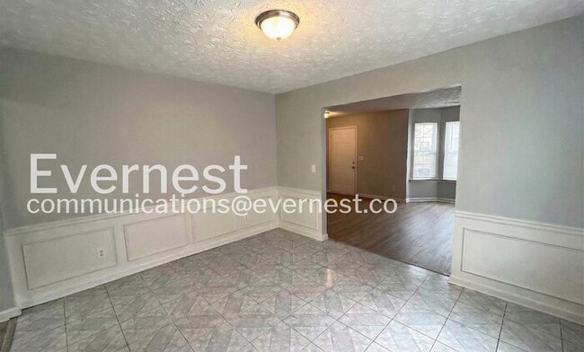 Building Photo - 3711 Sandy Shoals Ln