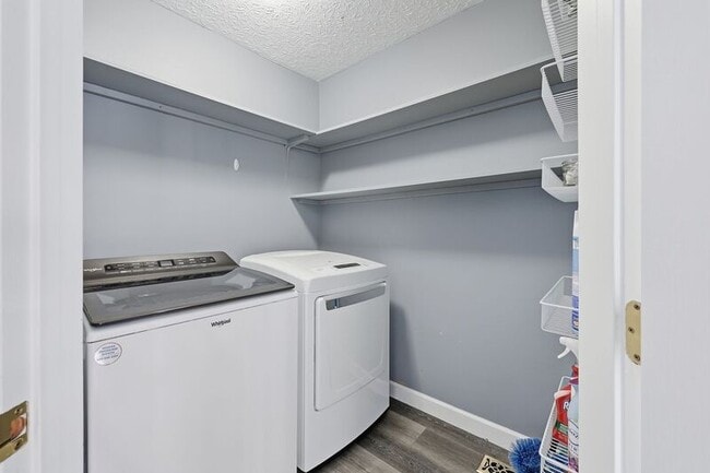 Building Photo - 1180 Rameys Run Ct