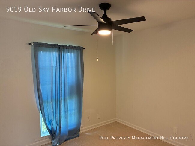 Building Photo - 9019 Old Sky Harbor Dr