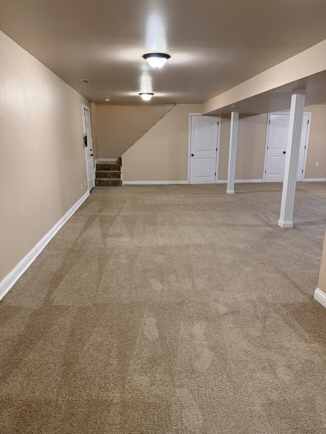 Building Photo - 110 Pineur Rd