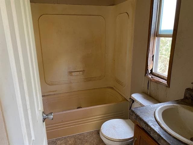 Building Photo - 1233 Suncrest Cir