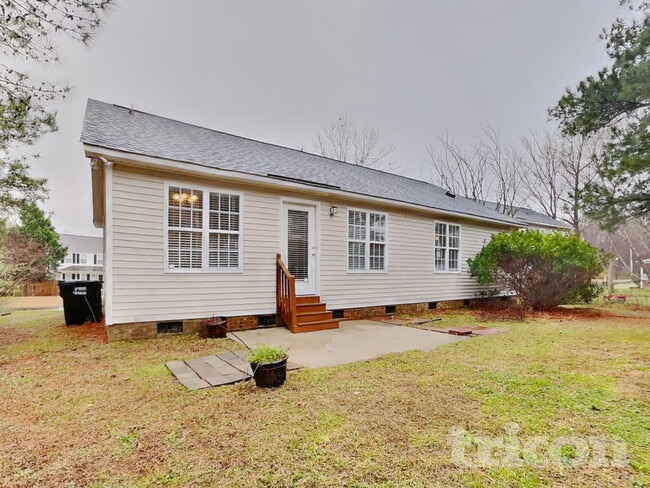 Building Photo - 69 Gray Ghost St