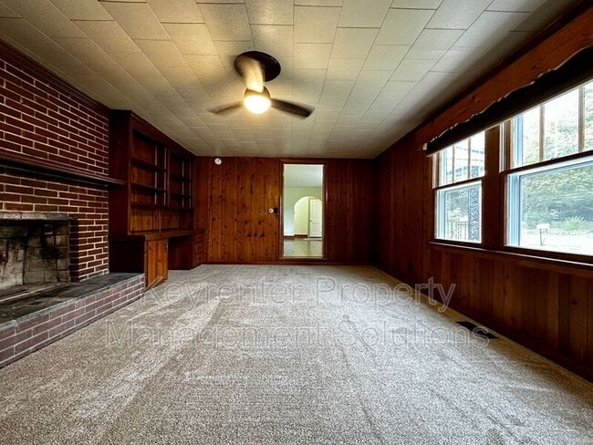 Building Photo - 128 Vedette Ave