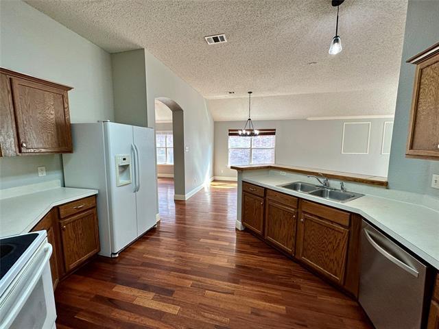 Building Photo - 3804 Aldersyde Dr