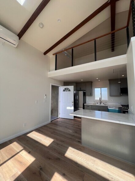 Building Photo - 4838 Gundry Ave