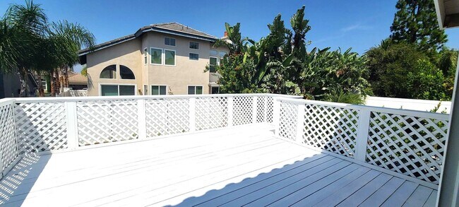 Building Photo - Single Family House - 4 Bedrooms + 2.5 Bat...