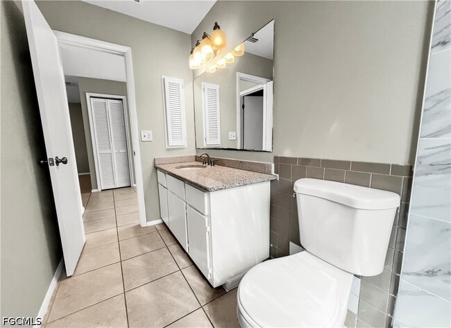 Building Photo - 17435 Barbara Dr