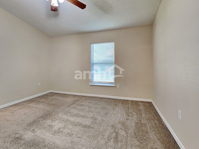 Building Photo - 12555 Belmont Lakes Dr