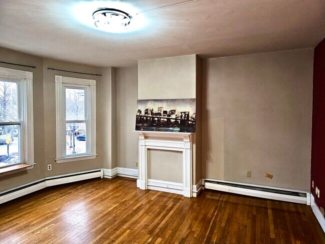 Building Photo - 430 Broadway