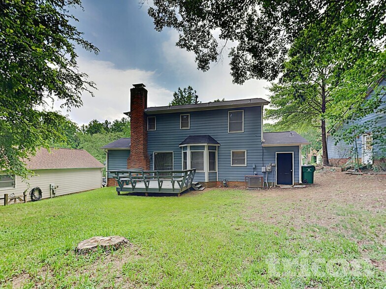 Building Photo - 2820 Royal Ridge Ln