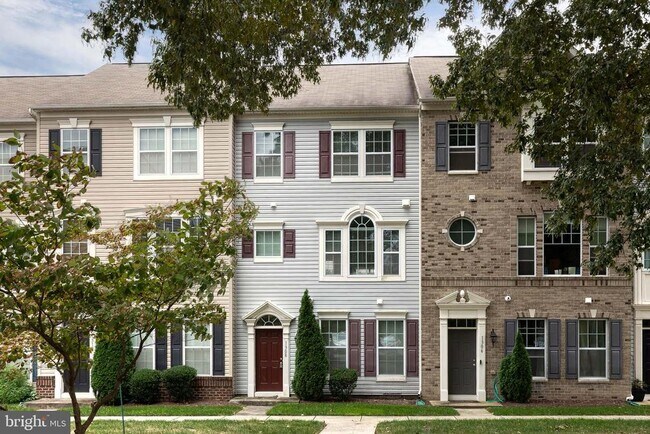 Building Photo - 1308 Ray Ln