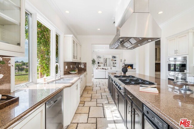 Building Photo - 4131 Prado De Los Caballos