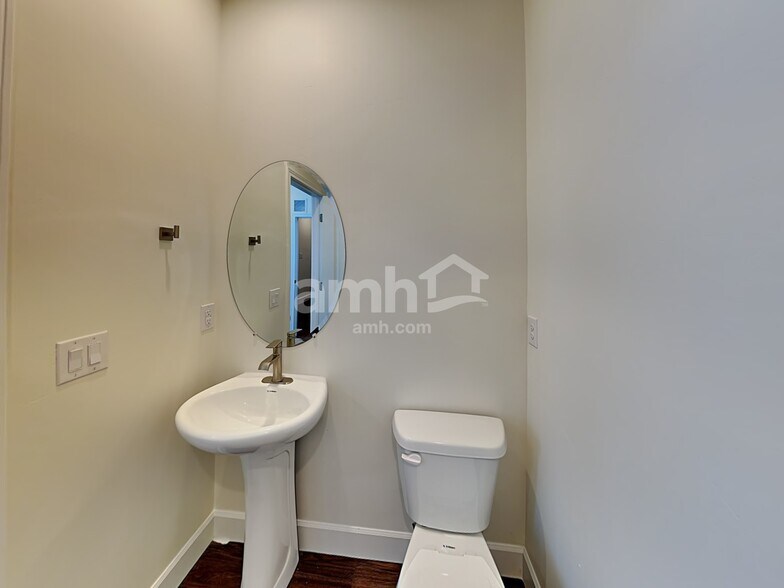 Building Photo - 6041 W Copperhawk Dr