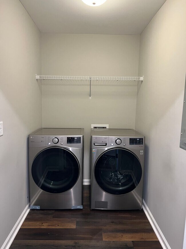 Building Photo - 4BR/2BA in Valdosta Available Mid-April