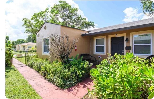 Building Photo - 2023 Funston St