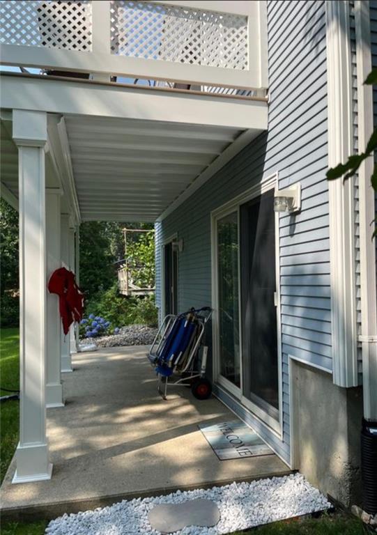 Building Photo - 110 Winsor Ave