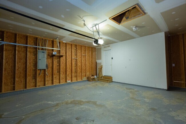 Building Photo - 59 Stork Ln