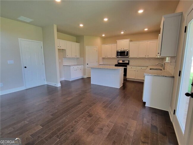 Building Photo - 3305 Linstead Ct