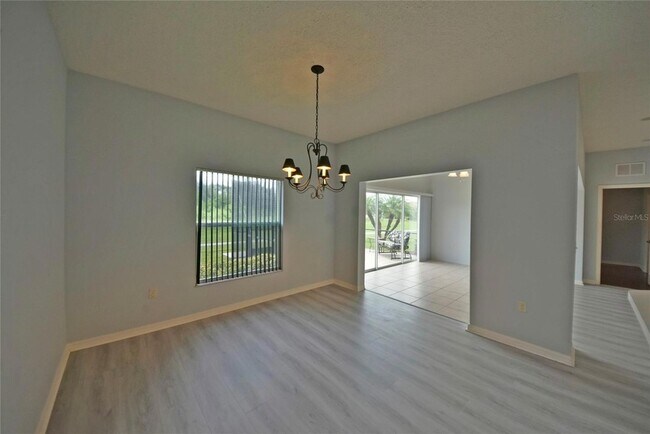 Building Photo - 4302 Berwick Dr