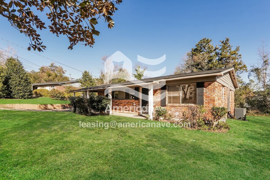 Building Photo - 2509 Parkway Dr