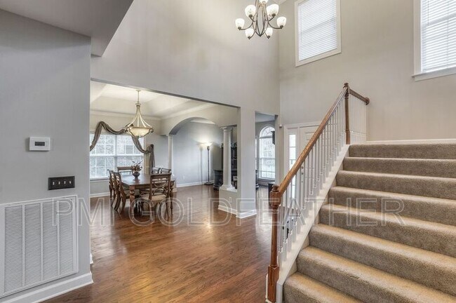 Building Photo - 1515 Towne Park Ln