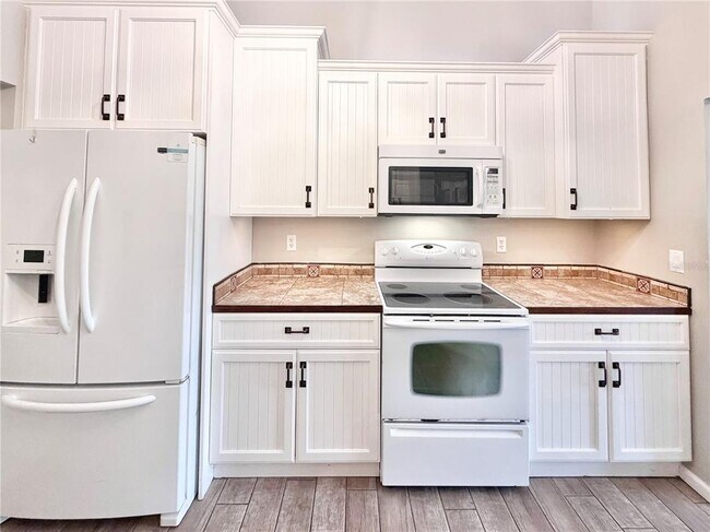 Building Photo - 2245 Springrain Dr