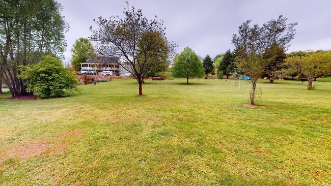Building Photo - 168 Stewart Hills Dr