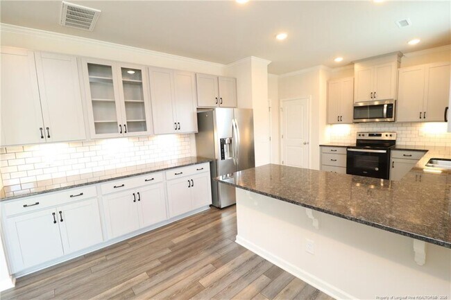 Building Photo - 114 Scoville Rd