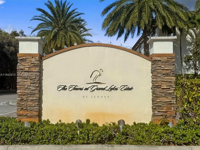 Building Photo - 16620 SW 42nd Terrace