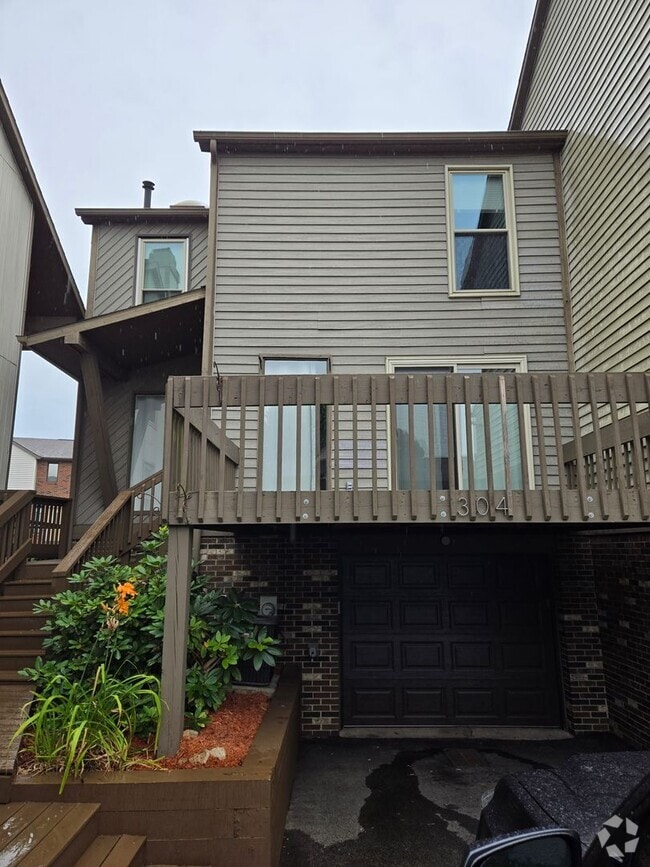 Building Photo - Monroeville Townhome for rent