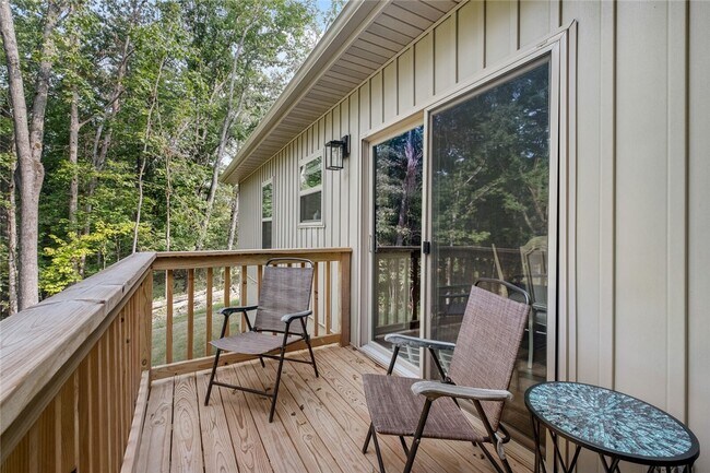 Building Photo - 19 Coylton Dr