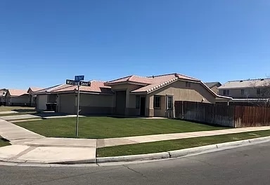 Building Photo - 363 Foxtrail Dr