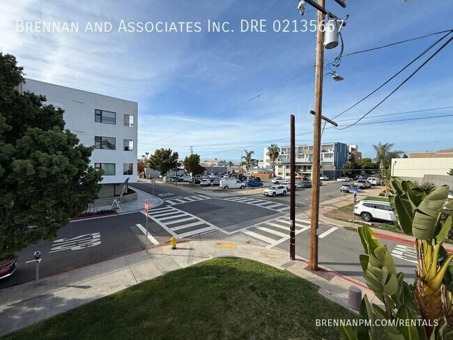 Building Photo - 253 Church Ave