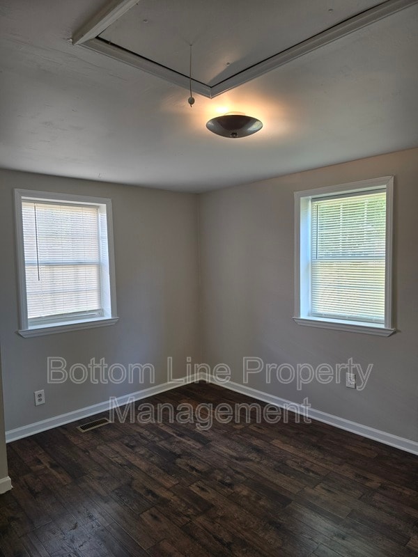 Building Photo - 1017 Rodey Ave