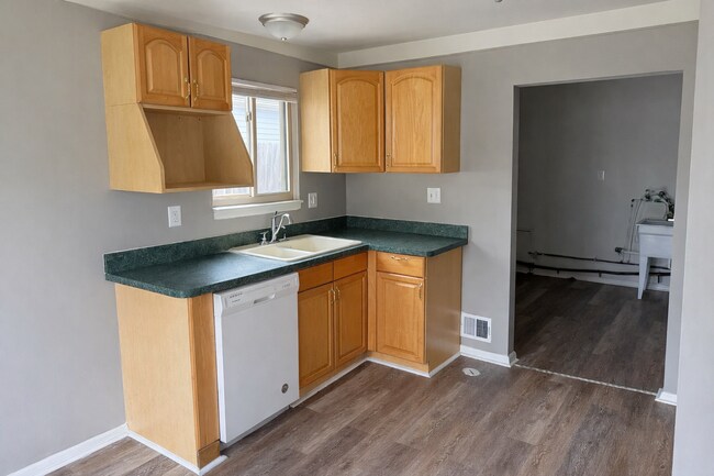 Building Photo - 20812 Woodward St